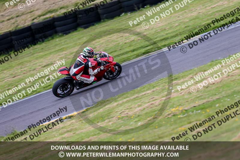 PJM Photography;anglesey no limits trackday;anglesey photographs;anglesey trackday photographs;enduro digital images;event digital images;eventdigitalimages;no limits trackdays;peter wileman photography;racing digital images;trac mon;trackday digital images;trackday photos;ty croes
