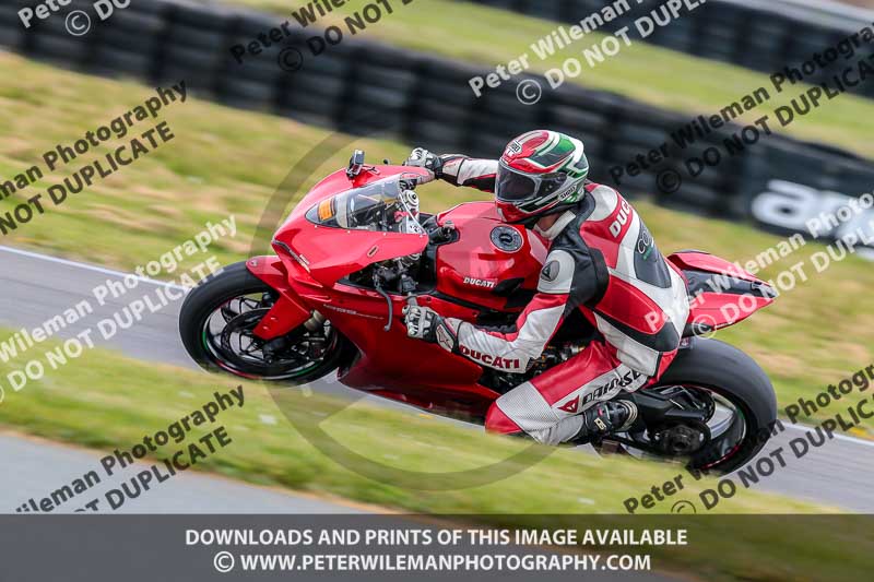 PJM Photography;anglesey no limits trackday;anglesey photographs;anglesey trackday photographs;enduro digital images;event digital images;eventdigitalimages;no limits trackdays;peter wileman photography;racing digital images;trac mon;trackday digital images;trackday photos;ty croes
