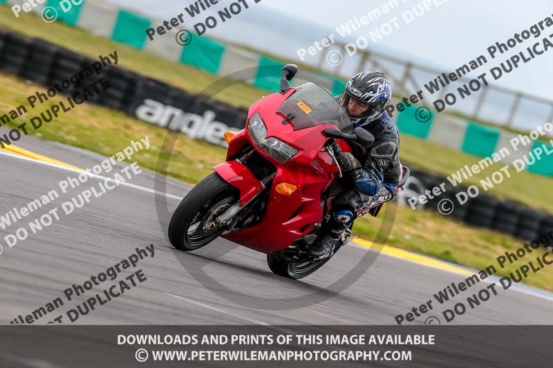 PJM Photography;anglesey no limits trackday;anglesey photographs;anglesey trackday photographs;enduro digital images;event digital images;eventdigitalimages;no limits trackdays;peter wileman photography;racing digital images;trac mon;trackday digital images;trackday photos;ty croes