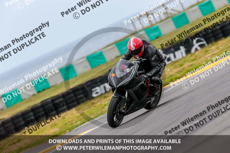 PJM Photography;anglesey no limits trackday;anglesey photographs;anglesey trackday photographs;enduro digital images;event digital images;eventdigitalimages;no limits trackdays;peter wileman photography;racing digital images;trac mon;trackday digital images;trackday photos;ty croes