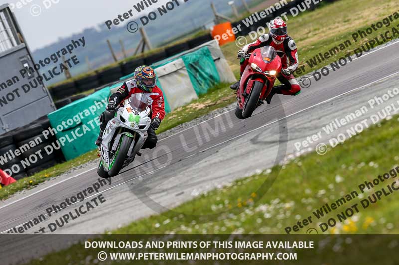 PJM Photography;anglesey no limits trackday;anglesey photographs;anglesey trackday photographs;enduro digital images;event digital images;eventdigitalimages;no limits trackdays;peter wileman photography;racing digital images;trac mon;trackday digital images;trackday photos;ty croes