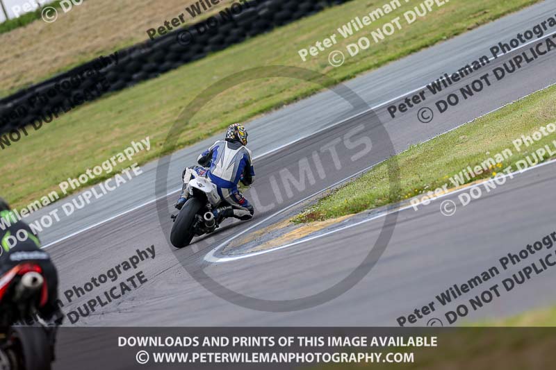 PJM Photography;anglesey no limits trackday;anglesey photographs;anglesey trackday photographs;enduro digital images;event digital images;eventdigitalimages;no limits trackdays;peter wileman photography;racing digital images;trac mon;trackday digital images;trackday photos;ty croes