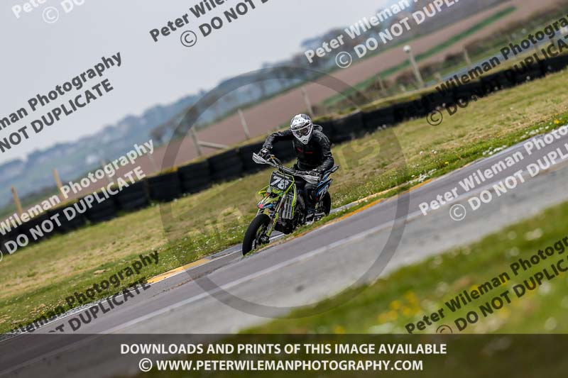 PJM Photography;anglesey no limits trackday;anglesey photographs;anglesey trackday photographs;enduro digital images;event digital images;eventdigitalimages;no limits trackdays;peter wileman photography;racing digital images;trac mon;trackday digital images;trackday photos;ty croes