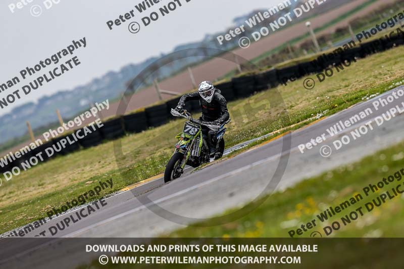 PJM Photography;anglesey no limits trackday;anglesey photographs;anglesey trackday photographs;enduro digital images;event digital images;eventdigitalimages;no limits trackdays;peter wileman photography;racing digital images;trac mon;trackday digital images;trackday photos;ty croes