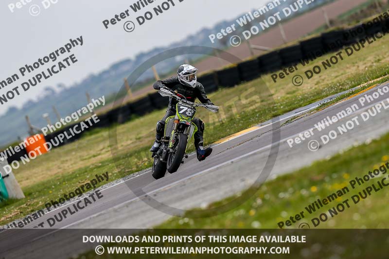 PJM Photography;anglesey no limits trackday;anglesey photographs;anglesey trackday photographs;enduro digital images;event digital images;eventdigitalimages;no limits trackdays;peter wileman photography;racing digital images;trac mon;trackday digital images;trackday photos;ty croes