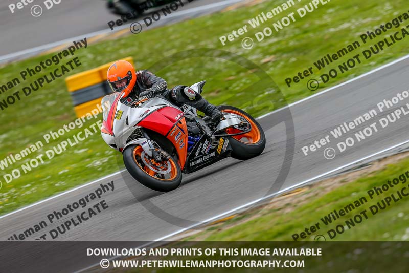 PJM Photography;anglesey no limits trackday;anglesey photographs;anglesey trackday photographs;enduro digital images;event digital images;eventdigitalimages;no limits trackdays;peter wileman photography;racing digital images;trac mon;trackday digital images;trackday photos;ty croes