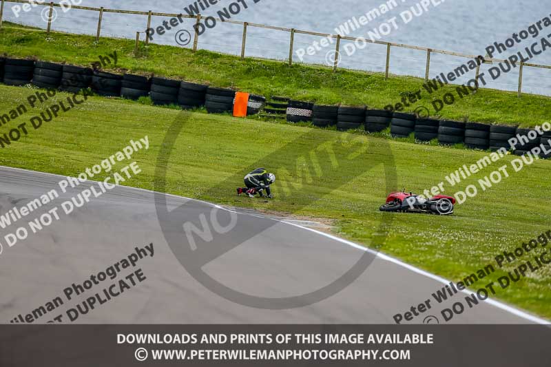 PJM Photography;anglesey no limits trackday;anglesey photographs;anglesey trackday photographs;enduro digital images;event digital images;eventdigitalimages;no limits trackdays;peter wileman photography;racing digital images;trac mon;trackday digital images;trackday photos;ty croes