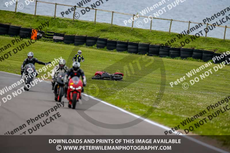 PJM Photography;anglesey no limits trackday;anglesey photographs;anglesey trackday photographs;enduro digital images;event digital images;eventdigitalimages;no limits trackdays;peter wileman photography;racing digital images;trac mon;trackday digital images;trackday photos;ty croes