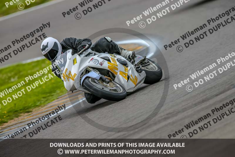 PJM Photography;anglesey no limits trackday;anglesey photographs;anglesey trackday photographs;enduro digital images;event digital images;eventdigitalimages;no limits trackdays;peter wileman photography;racing digital images;trac mon;trackday digital images;trackday photos;ty croes