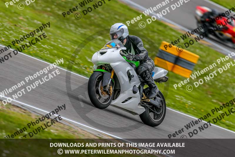 PJM Photography;anglesey no limits trackday;anglesey photographs;anglesey trackday photographs;enduro digital images;event digital images;eventdigitalimages;no limits trackdays;peter wileman photography;racing digital images;trac mon;trackday digital images;trackday photos;ty croes