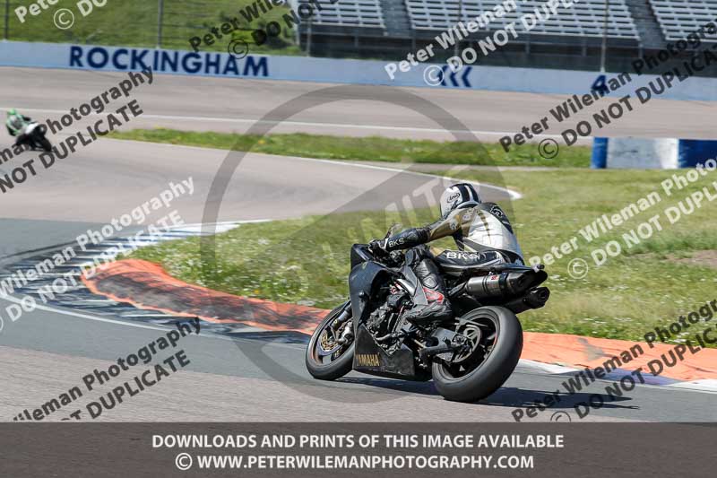 Rockingham no limits trackday;enduro digital images;event digital images;eventdigitalimages;no limits trackdays;peter wileman photography;racing digital images;rockingham raceway northamptonshire;rockingham trackday photographs;trackday digital images;trackday photos