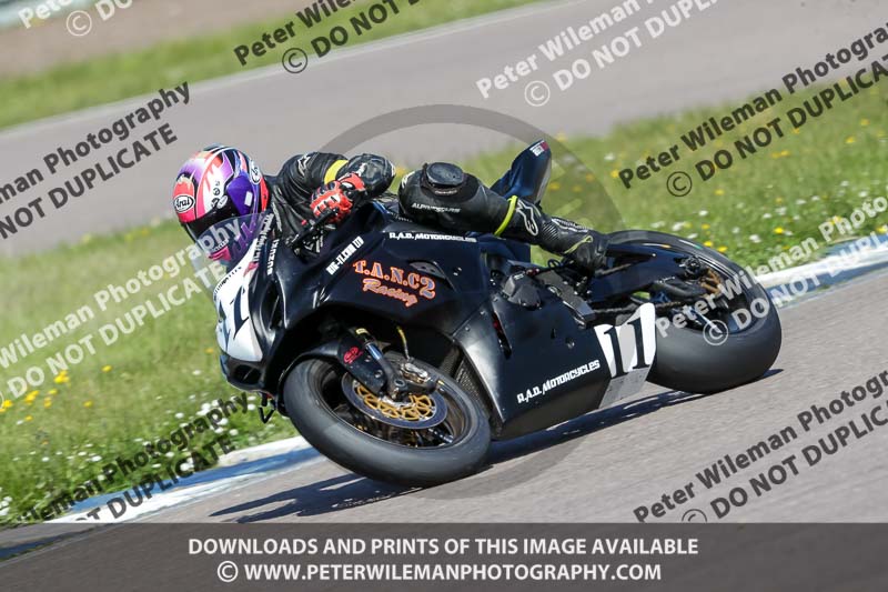 Rockingham no limits trackday;enduro digital images;event digital images;eventdigitalimages;no limits trackdays;peter wileman photography;racing digital images;rockingham raceway northamptonshire;rockingham trackday photographs;trackday digital images;trackday photos