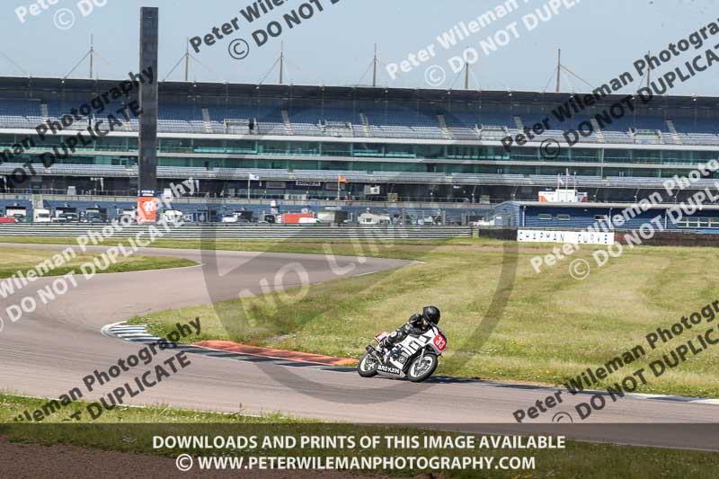 Rockingham no limits trackday;enduro digital images;event digital images;eventdigitalimages;no limits trackdays;peter wileman photography;racing digital images;rockingham raceway northamptonshire;rockingham trackday photographs;trackday digital images;trackday photos