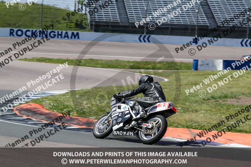 Rockingham no limits trackday;enduro digital images;event digital images;eventdigitalimages;no limits trackdays;peter wileman photography;racing digital images;rockingham raceway northamptonshire;rockingham trackday photographs;trackday digital images;trackday photos