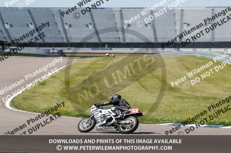 Rockingham no limits trackday;enduro digital images;event digital images;eventdigitalimages;no limits trackdays;peter wileman photography;racing digital images;rockingham raceway northamptonshire;rockingham trackday photographs;trackday digital images;trackday photos