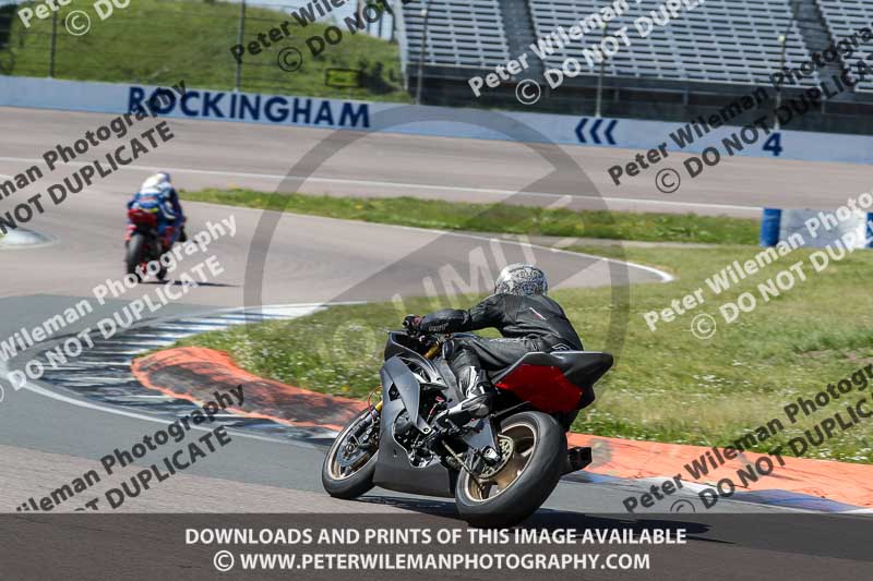 Rockingham no limits trackday;enduro digital images;event digital images;eventdigitalimages;no limits trackdays;peter wileman photography;racing digital images;rockingham raceway northamptonshire;rockingham trackday photographs;trackday digital images;trackday photos