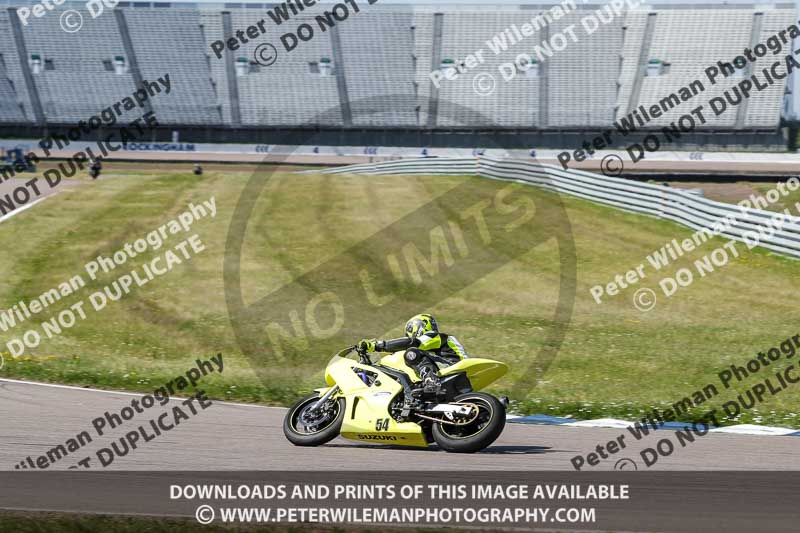 Rockingham no limits trackday;enduro digital images;event digital images;eventdigitalimages;no limits trackdays;peter wileman photography;racing digital images;rockingham raceway northamptonshire;rockingham trackday photographs;trackday digital images;trackday photos