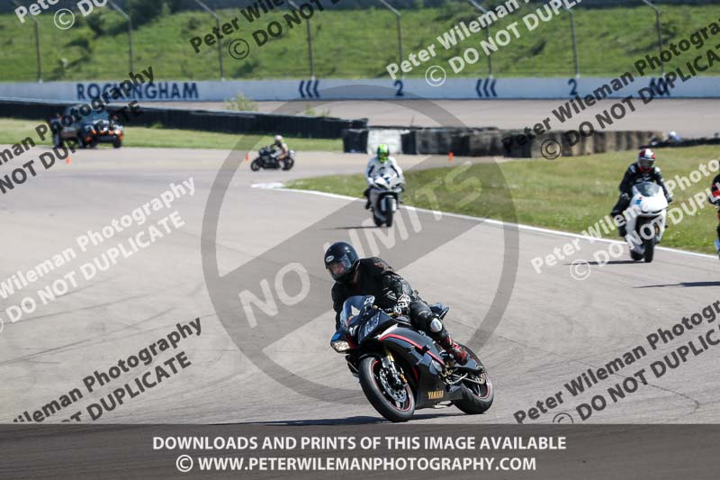 Rockingham no limits trackday;enduro digital images;event digital images;eventdigitalimages;no limits trackdays;peter wileman photography;racing digital images;rockingham raceway northamptonshire;rockingham trackday photographs;trackday digital images;trackday photos