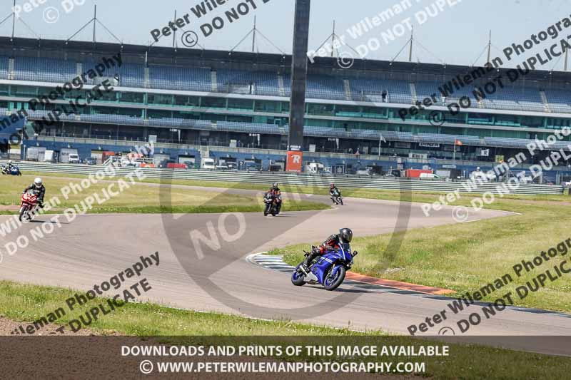 Rockingham no limits trackday;enduro digital images;event digital images;eventdigitalimages;no limits trackdays;peter wileman photography;racing digital images;rockingham raceway northamptonshire;rockingham trackday photographs;trackday digital images;trackday photos
