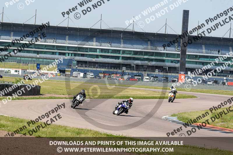 Rockingham no limits trackday;enduro digital images;event digital images;eventdigitalimages;no limits trackdays;peter wileman photography;racing digital images;rockingham raceway northamptonshire;rockingham trackday photographs;trackday digital images;trackday photos