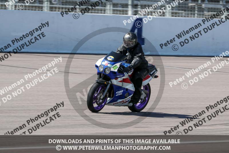 Rockingham no limits trackday;enduro digital images;event digital images;eventdigitalimages;no limits trackdays;peter wileman photography;racing digital images;rockingham raceway northamptonshire;rockingham trackday photographs;trackday digital images;trackday photos