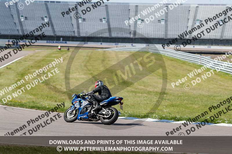 Rockingham no limits trackday;enduro digital images;event digital images;eventdigitalimages;no limits trackdays;peter wileman photography;racing digital images;rockingham raceway northamptonshire;rockingham trackday photographs;trackday digital images;trackday photos