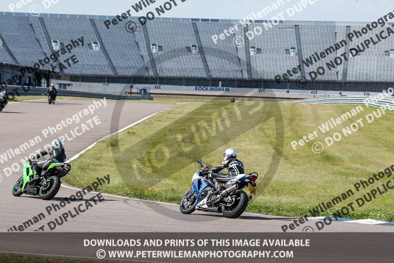 Rockingham no limits trackday;enduro digital images;event digital images;eventdigitalimages;no limits trackdays;peter wileman photography;racing digital images;rockingham raceway northamptonshire;rockingham trackday photographs;trackday digital images;trackday photos