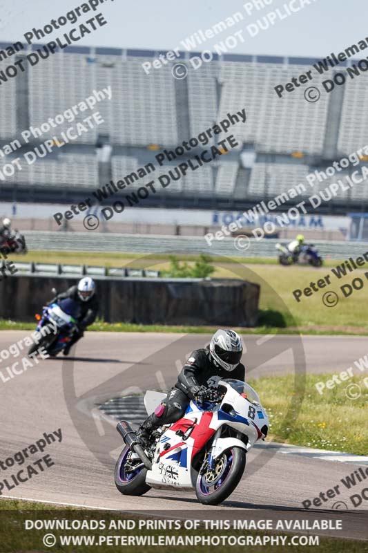 Rockingham no limits trackday;enduro digital images;event digital images;eventdigitalimages;no limits trackdays;peter wileman photography;racing digital images;rockingham raceway northamptonshire;rockingham trackday photographs;trackday digital images;trackday photos