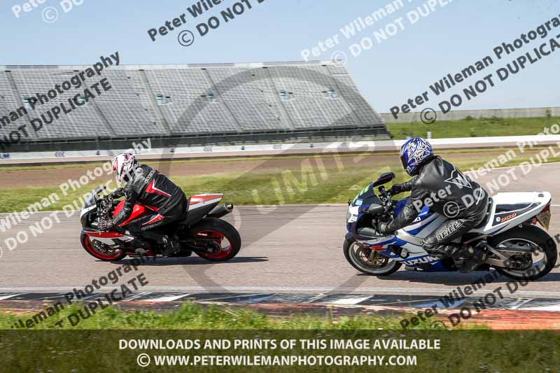 Rockingham no limits trackday;enduro digital images;event digital images;eventdigitalimages;no limits trackdays;peter wileman photography;racing digital images;rockingham raceway northamptonshire;rockingham trackday photographs;trackday digital images;trackday photos