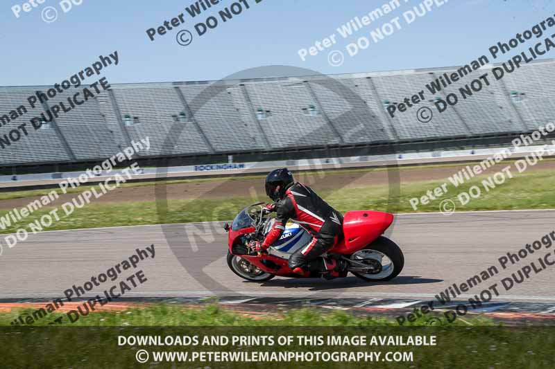 Rockingham no limits trackday;enduro digital images;event digital images;eventdigitalimages;no limits trackdays;peter wileman photography;racing digital images;rockingham raceway northamptonshire;rockingham trackday photographs;trackday digital images;trackday photos