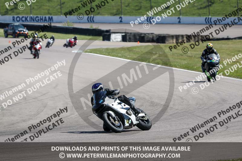 Rockingham no limits trackday;enduro digital images;event digital images;eventdigitalimages;no limits trackdays;peter wileman photography;racing digital images;rockingham raceway northamptonshire;rockingham trackday photographs;trackday digital images;trackday photos