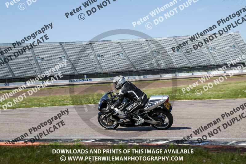 Rockingham no limits trackday;enduro digital images;event digital images;eventdigitalimages;no limits trackdays;peter wileman photography;racing digital images;rockingham raceway northamptonshire;rockingham trackday photographs;trackday digital images;trackday photos