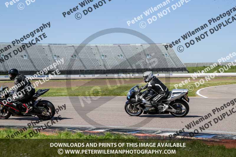 Rockingham no limits trackday;enduro digital images;event digital images;eventdigitalimages;no limits trackdays;peter wileman photography;racing digital images;rockingham raceway northamptonshire;rockingham trackday photographs;trackday digital images;trackday photos