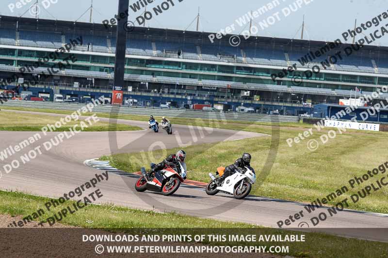 Rockingham no limits trackday;enduro digital images;event digital images;eventdigitalimages;no limits trackdays;peter wileman photography;racing digital images;rockingham raceway northamptonshire;rockingham trackday photographs;trackday digital images;trackday photos