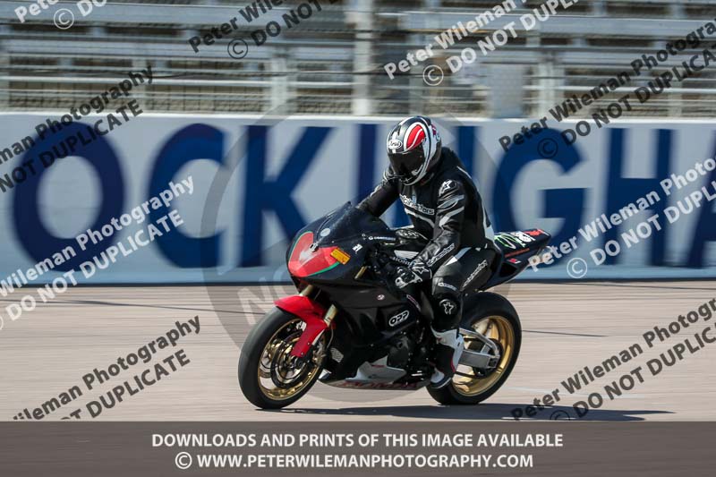 Rockingham no limits trackday;enduro digital images;event digital images;eventdigitalimages;no limits trackdays;peter wileman photography;racing digital images;rockingham raceway northamptonshire;rockingham trackday photographs;trackday digital images;trackday photos