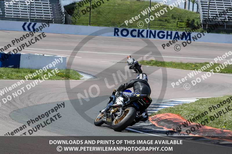 Rockingham no limits trackday;enduro digital images;event digital images;eventdigitalimages;no limits trackdays;peter wileman photography;racing digital images;rockingham raceway northamptonshire;rockingham trackday photographs;trackday digital images;trackday photos