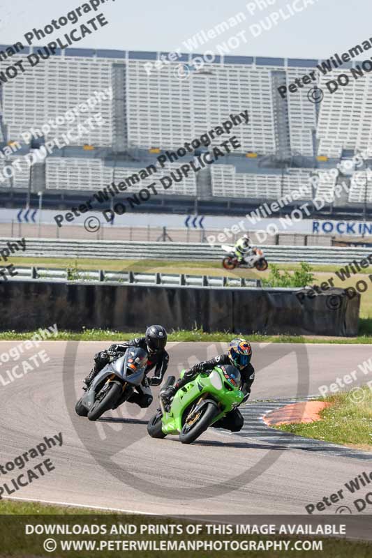 Rockingham no limits trackday;enduro digital images;event digital images;eventdigitalimages;no limits trackdays;peter wileman photography;racing digital images;rockingham raceway northamptonshire;rockingham trackday photographs;trackday digital images;trackday photos