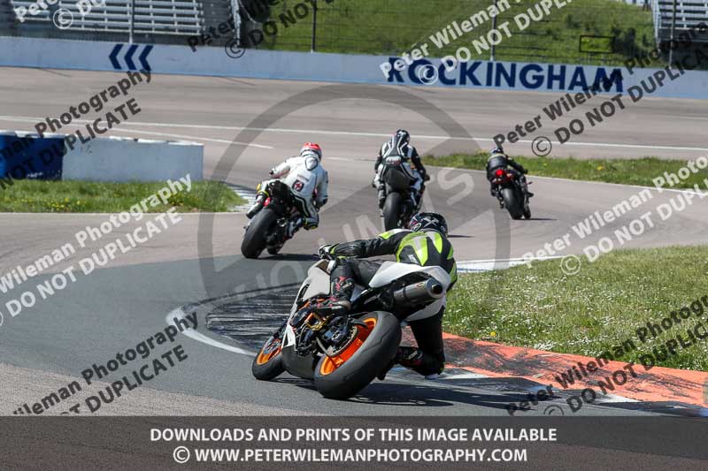 Rockingham no limits trackday;enduro digital images;event digital images;eventdigitalimages;no limits trackdays;peter wileman photography;racing digital images;rockingham raceway northamptonshire;rockingham trackday photographs;trackday digital images;trackday photos
