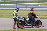 Rockingham-no-limits-trackday;enduro-digital-images;event-digital-images;eventdigitalimages;no-limits-trackdays;peter-wileman-photography;racing-digital-images;rockingham-raceway-northamptonshire;rockingham-trackday-photographs;trackday-digital-images;trackday-photos