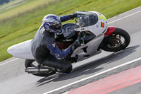 brands-hatch-photographs;brands-no-limits-trackday;cadwell-trackday-photographs;enduro-digital-images;event-digital-images;eventdigitalimages;no-limits-trackdays;peter-wileman-photography;racing-digital-images;trackday-digital-images;trackday-photos