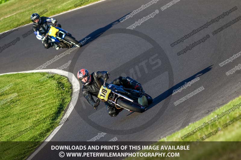 cadwell no limits trackday;cadwell park;cadwell park photographs;cadwell trackday photographs;enduro digital images;event digital images;eventdigitalimages;no limits trackdays;peter wileman photography;racing digital images;trackday digital images;trackday photos
