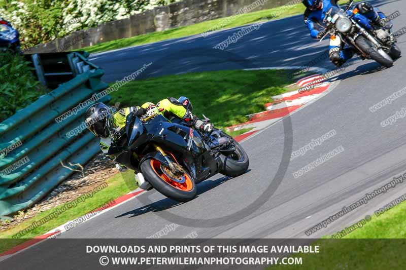 cadwell no limits trackday;cadwell park;cadwell park photographs;cadwell trackday photographs;enduro digital images;event digital images;eventdigitalimages;no limits trackdays;peter wileman photography;racing digital images;trackday digital images;trackday photos