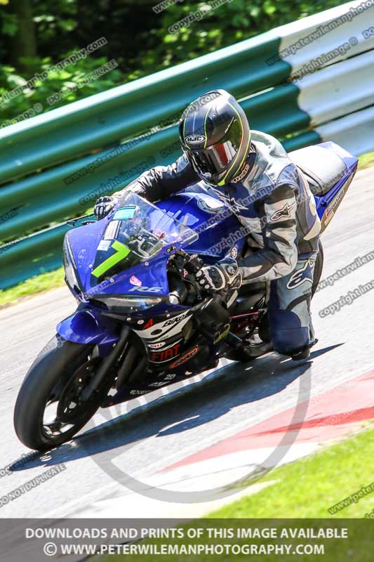 cadwell no limits trackday;cadwell park;cadwell park photographs;cadwell trackday photographs;enduro digital images;event digital images;eventdigitalimages;no limits trackdays;peter wileman photography;racing digital images;trackday digital images;trackday photos