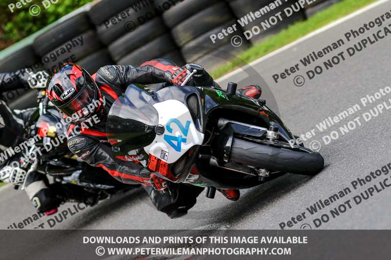 cadwell no limits trackday;cadwell park;cadwell park photographs;cadwell trackday photographs;enduro digital images;event digital images;eventdigitalimages;no limits trackdays;peter wileman photography;racing digital images;trackday digital images;trackday photos