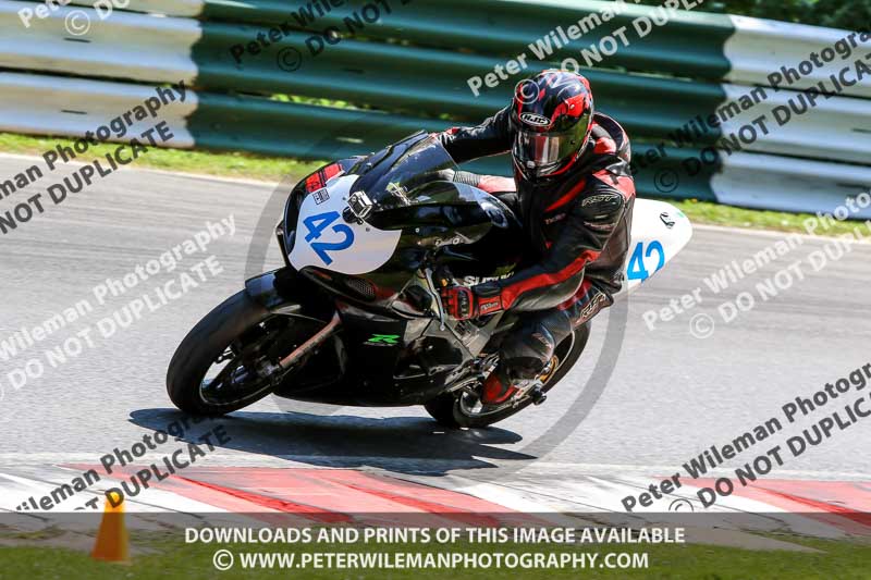 cadwell no limits trackday;cadwell park;cadwell park photographs;cadwell trackday photographs;enduro digital images;event digital images;eventdigitalimages;no limits trackdays;peter wileman photography;racing digital images;trackday digital images;trackday photos