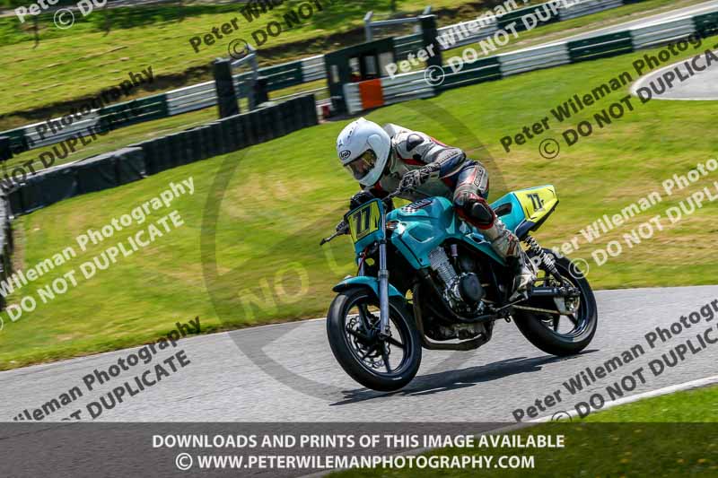 cadwell no limits trackday;cadwell park;cadwell park photographs;cadwell trackday photographs;enduro digital images;event digital images;eventdigitalimages;no limits trackdays;peter wileman photography;racing digital images;trackday digital images;trackday photos