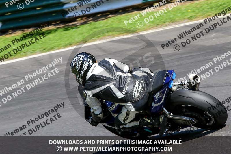 cadwell no limits trackday;cadwell park;cadwell park photographs;cadwell trackday photographs;enduro digital images;event digital images;eventdigitalimages;no limits trackdays;peter wileman photography;racing digital images;trackday digital images;trackday photos