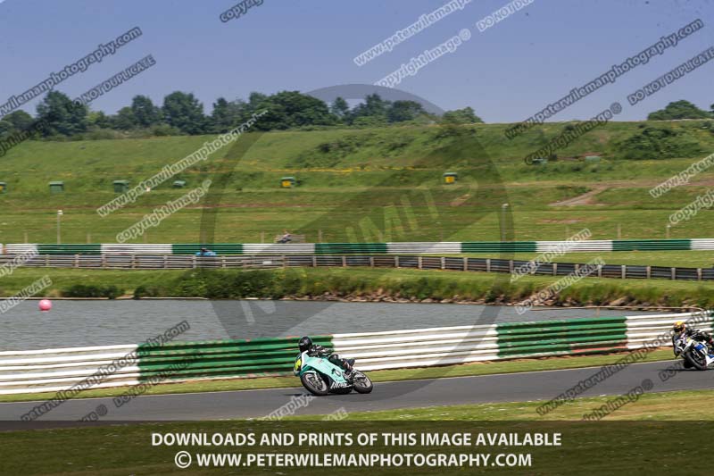 enduro digital images;event digital images;eventdigitalimages;mallory park;mallory park photographs;mallory park trackday;mallory park trackday photographs;no limits trackdays;peter wileman photography;racing digital images;trackday digital images;trackday photos