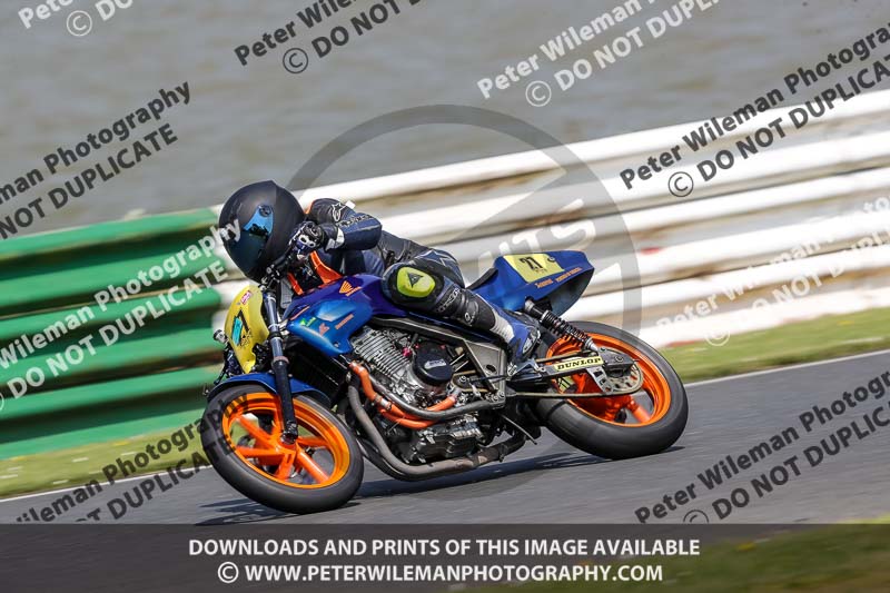 enduro digital images;event digital images;eventdigitalimages;mallory park;mallory park photographs;mallory park trackday;mallory park trackday photographs;no limits trackdays;peter wileman photography;racing digital images;trackday digital images;trackday photos