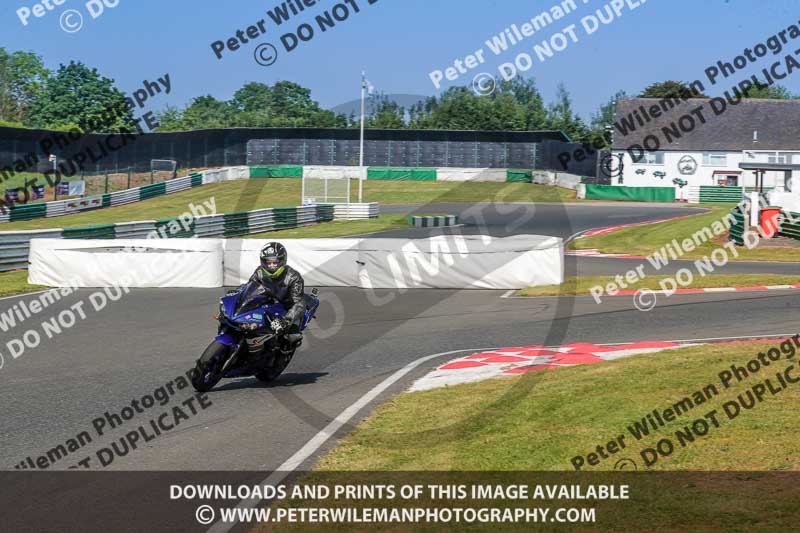 enduro digital images;event digital images;eventdigitalimages;mallory park;mallory park photographs;mallory park trackday;mallory park trackday photographs;no limits trackdays;peter wileman photography;racing digital images;trackday digital images;trackday photos
